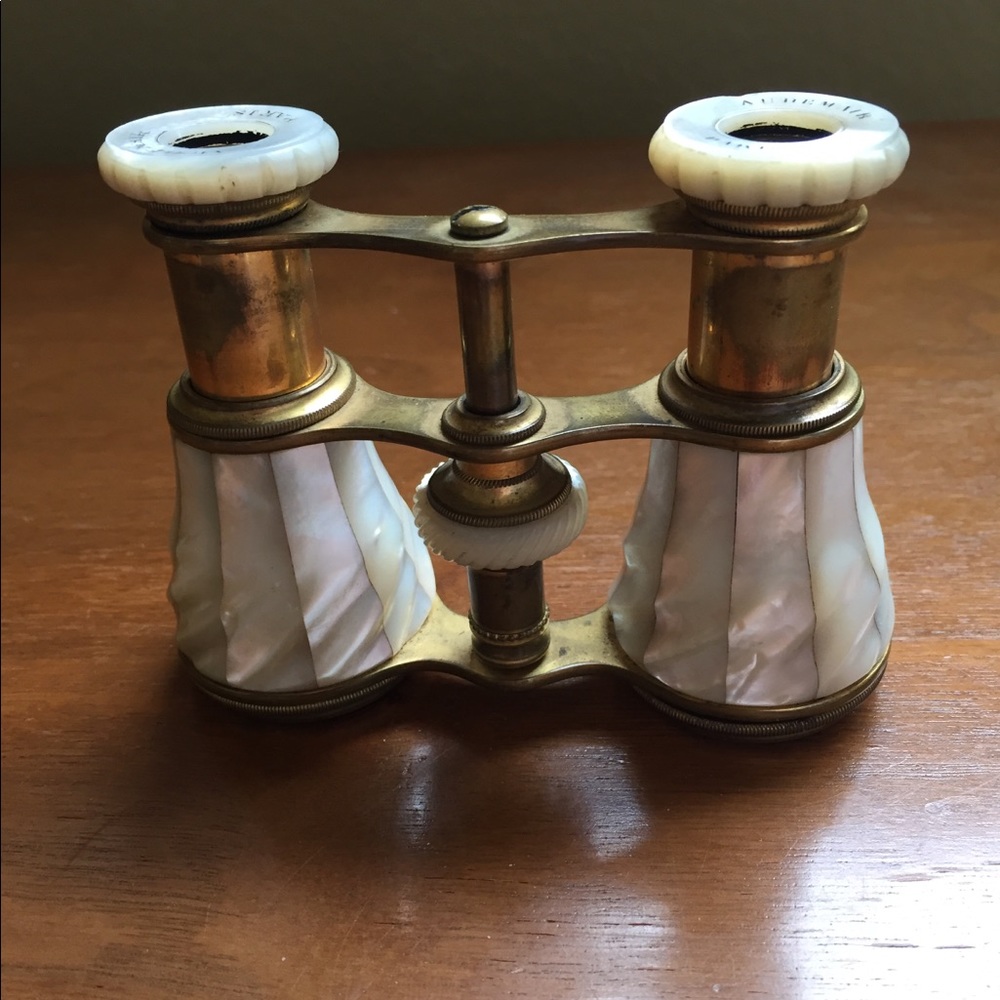Vintage French Lemaire Motherof Pearl OperaGlasses